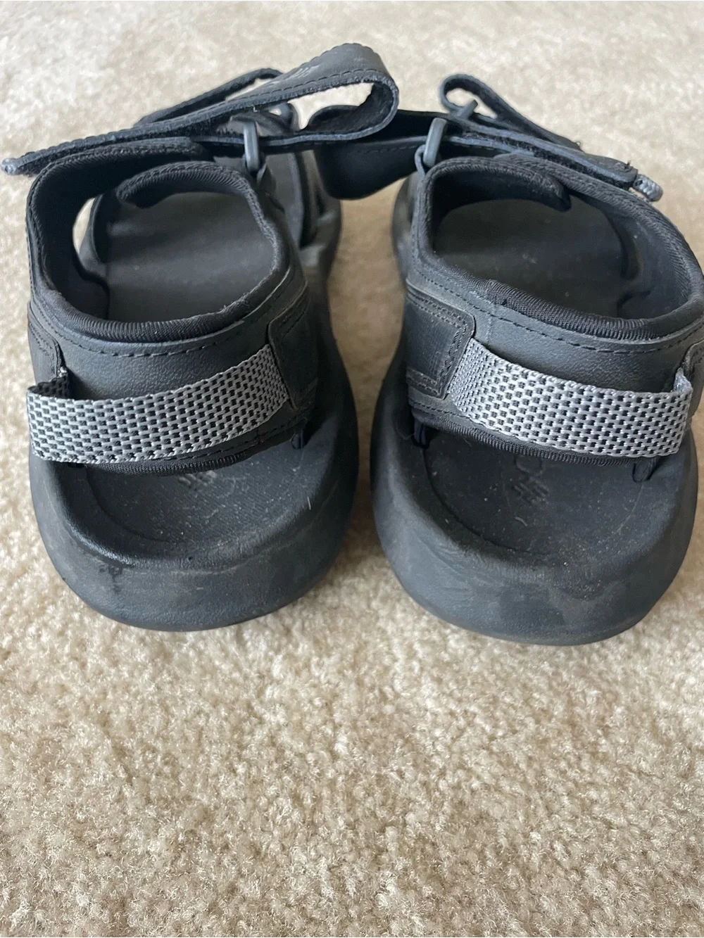 Columbia Men's Black Outdoor Adjustable Sport Sandals. Men size 10‎